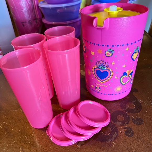 Tupperware Pitcher and Tumblers Set - Picture 1 of 9